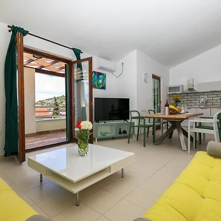 Marina Villa Ražanj