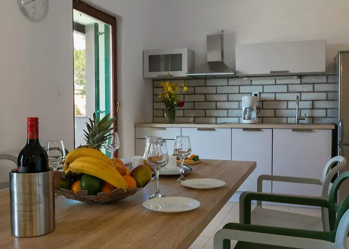 Marina Villa Ražanj