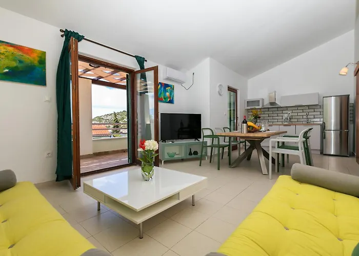 Marina Villa Ražanj